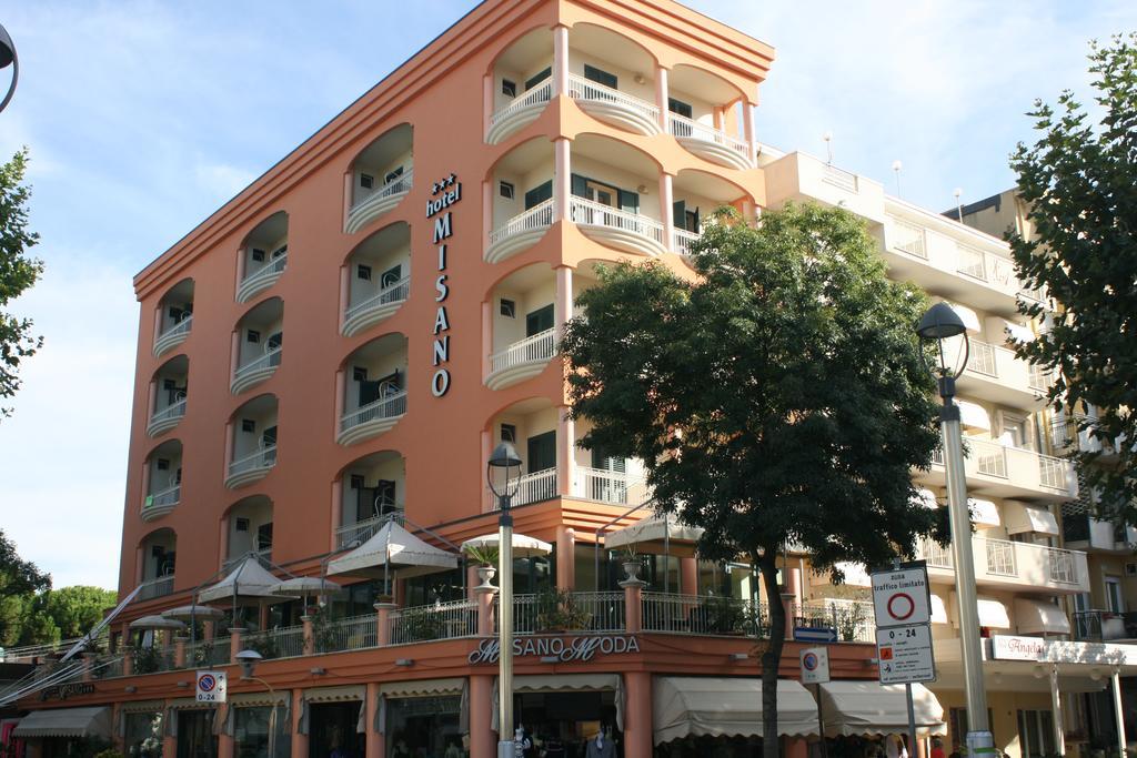 Hotel Misano มิซาโน อาดรีอาติโก ภายนอก รูปภาพ
