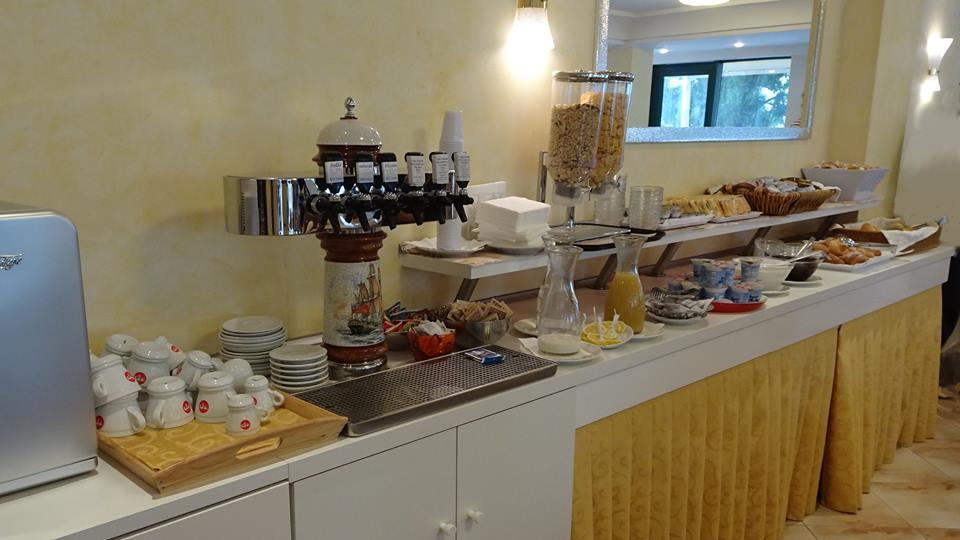 Hotel Misano มิซาโน อาดรีอาติโก ภายนอก รูปภาพ