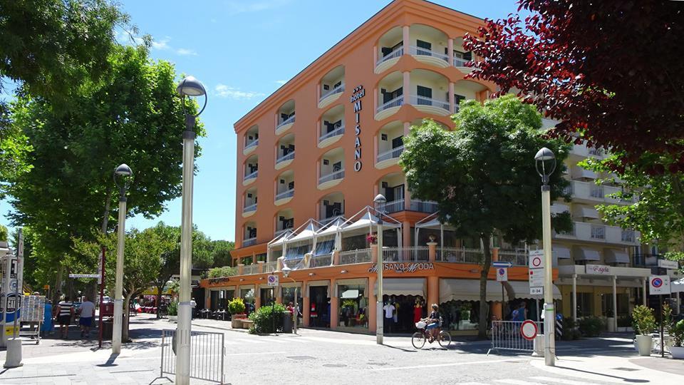 Hotel Misano มิซาโน อาดรีอาติโก ภายนอก รูปภาพ